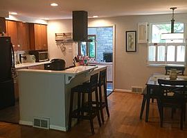  312 N Ellicott St, Williamsville, Ny 14221 3 Beds 1 Bath 1,243 in Williamsville, NY (Photo 4 of 4)