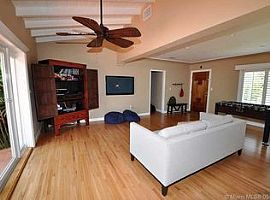 3 Beds 2 Baths For Rent in Fl in Coral Gables, FL (Photo 9 of 9)