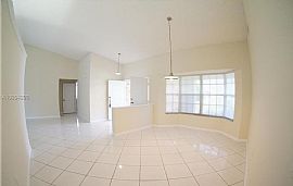  19340 Nw 8th St, Pembroke Pines, Fl 33029 4 Beds 2.5 Baths 3,3 in Pembroke Pines, FL (Photo 6 of 12)