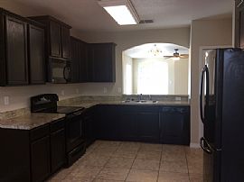 Single Family Home For Rent Asap in Grand Island, FL (Photo 4 of 8)