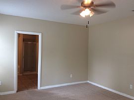 Single Family Home For Rent Asap in Grand Island, FL (Photo 5 of 8)