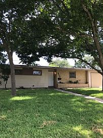 410 Craigmont Ln, San Ant Rent 600 Deposit 600 Total 1200 in San Antonio, TX