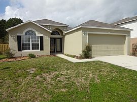 Single Family Home For Rent Asap in Middleburg, FL (Photo 2 of 6)