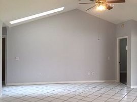 917 Deer Chase Dr, Saint  Rent 750 Deposit 750 Total 1500 in Saint Augustine, FL (Photo 2 of 7)