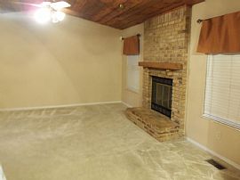 95 Grand Teton Dr, Saint Peters, Mo 63376 3 Beds 2 Baths 1,306  in Saint Peters, MO (Photo 7 of 9)