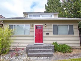 3 Beds 2 Baths For Rent in Seattle, WA