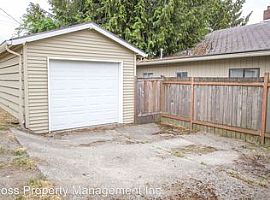 3 Beds 2 Baths For Rent in Seattle, WA (Photo 2 of 9)