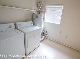 3 Beds 2 Baths For Rent in Seattle, WA (Photo 8 of 9)
