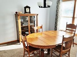 72 Juniper Way, Lake Villa, Il 60046 3 Beds 2 Baths 1,863 Sqft in Lake Villa, IL (Photo 3 of 12)