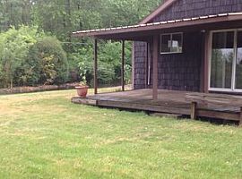 836 Whistler Dr, Quincy, Mi 49082 1 Bed 1.5 Baths 1,350 Sqft in Quincy, MI (Photo 2 of 11)