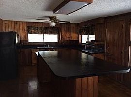 836 Whistler Dr, Quincy, Mi 49082 1 Bed 1.5 Baths 1,350 Sqft in Quincy, MI (Photo 6 of 11)