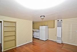 407 S Garden St # 1/2, Boise, Id 83705 1 Bed 1 Bath 400 Sqft in Boise, ID (Photo 2 of 7)