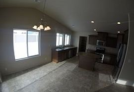  2601 N Reddington Way, Post Falls, Id 83854 3 Beds 2 Baths 1,9 in Post Falls, ID (Photo 4 of 4)