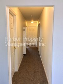 Single Family Home For Rent in Wilmington, CA (Photo 3 of 7)