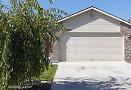  3010 Bristol Ave, Caldwell, Id 83605 3 Beds 2 Baths 1,300 Sqft in Caldwell, ID (Photo 2 of 2)