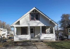  1327 S 25th Ave, Omaha, Ne 68105 3 Beds 1 Bath 1,100 Sqft in Omaha, NE