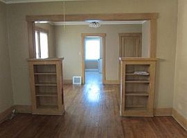  1327 S 25th Ave, Omaha, Ne 68105 3 Beds 1 Bath 1,100 Sqft in Omaha, NE (Photo 4 of 4)