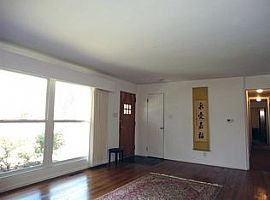 19120 Oakmont South Dr, South Bend, in 46637 3 Beds 2 Baths 1,7 in South Bend, IN (Photo 2 of 9)