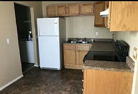 3308 N Post Rd, Oklahoma City, Ok 73141 2 Beds · 1 Bath · 680 S in Oklahoma City, OK (Photo 6 of 7)