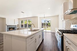 4 Beds 3 Baths in Winnetka, CA (Photo 2 of 3)