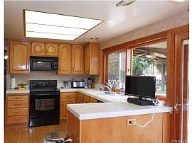 4 Beds 3 Baths in Chatsworth, CA (Photo 2 of 3)