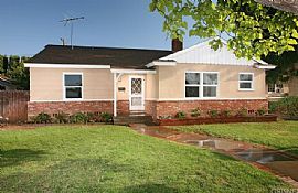 4 Beds 2 Bath in Winnetka, CA