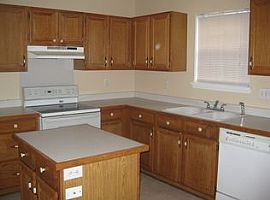  123 Ashton Dr, Goose Creek, Sc 29445 3 Beds 2 Baths 1,618 Sqft in Goose Creek, SC (Photo 2 of 4)