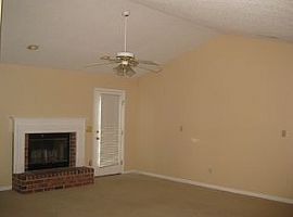  123 Ashton Dr, Goose Creek, Sc 29445 3 Beds 2 Baths 1,618 Sqft in Goose Creek, SC (Photo 3 of 4)