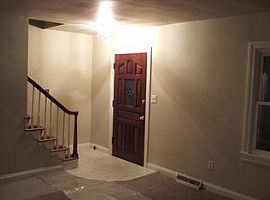 Bruce Ave Louisville, Ky 40214 3 Beds 2 Baths 1,700 Sqft in Louisville, KY (Photo 6 of 8)