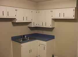 Bruce Ave Louisville, Ky 40214 3 Beds 2 Baths 1,700 Sqft in Louisville, KY (Photo 7 of 8)