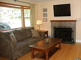 66 Oneida Ave, Oakland, Nj 07436 3 Beds 1.5 Baths -- Sqft in Oakland, NJ (Photo 7 of 10)