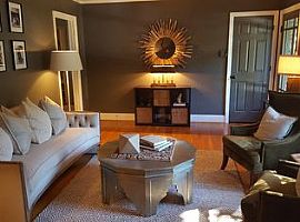 5510 Farmbrook Dr, Charlotte, Nc 28210 3 Beds 2 Baths 1,807 Sqf in Charlotte, NC (Photo 3 of 8)