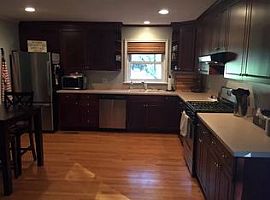 5510 Farmbrook Dr, Charlotte, Nc 28210 3 Beds 2 Baths 1,807 Sqf in Charlotte, NC (Photo 5 of 8)
