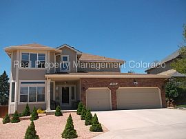 Single Family Home For Rent in Colorado Springs, CO