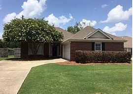 9418 Briarlea Ct, Montgomery, Al 36117 4 Beds 2 Baths 1,788 Sqf in Montgomery, AL (Photo 2 of 6)