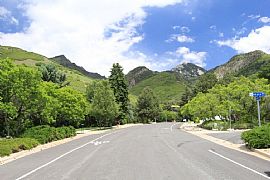 3633 E Golden Hills Ave, Salt Lake City, Ut 84121 5 Beds 3.5 Ba in Salt Lake City, UT (Photo 3 of 12)