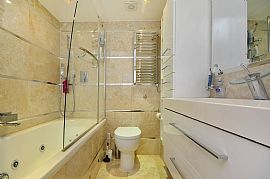 Beautiful Downtown Apartment Living in Houston, TX (Photo 4 of 4)