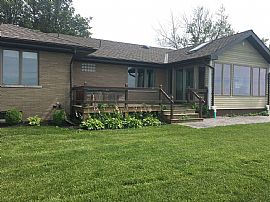 Lakeside Dr Erie, Pa 16511 4 Beds 3 Baths 2,850 Sqft in Erie, PA (Photo 3 of 12)