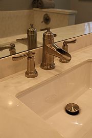 Lakeside Dr Erie, Pa 16511 4 Beds 3 Baths 2,850 Sqft in Erie, PA (Photo 9 of 12)