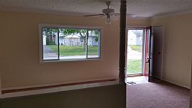 2016 Reardon Dr, Dayton, Oh 45420 3 Beds 1 Bath 1,008 Sqft in Dayton, OH (Photo 3 of 9)