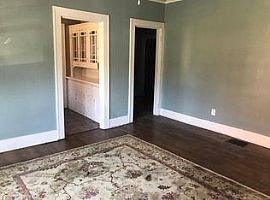 1535 Dodds Ave, Chattanooga, Tn 37404 3 Beds 2 Baths 1,764 Sqft in Chattanooga, TN (Photo 11 of 12)