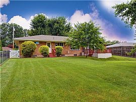  2203 Pleasant Dr White Oak, Pa 15131 3 Bd   2 Ba  in White Oak, PA