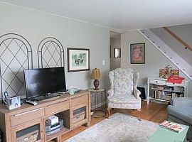 12 Champlin Hill Ct, Niantic, Ct 06357 in Niantic, CT (Photo 4 of 12)