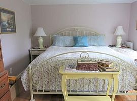 12 Champlin Hill Ct, Niantic, Ct 06357 in Niantic, CT (Photo 5 of 12)