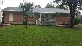 3 Bed , 2 Birth  in Columbia, MD (Photo 2 of 11)