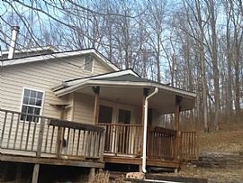 4 Bedroom Property in a Serene, Woody Area in Ronceverte, WV