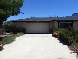 House Available For Rent  in Yucca Valley, CA