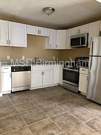 Single Family Home For Rent in Birmingham, AL (Photo 5 of 6)