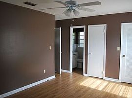 3606 River Grove Dr, Tamp Rent 750 Deposit 750 Total 1500 in Tampa, FL (Photo 7 of 8)