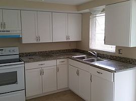 5140 Sandlewood Dr, Holid Rent 500 Deposit 500 Total 1000 in Holiday, FL (Photo 3 of 6)